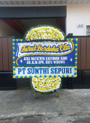 Papan Bunga Duka di Sonder