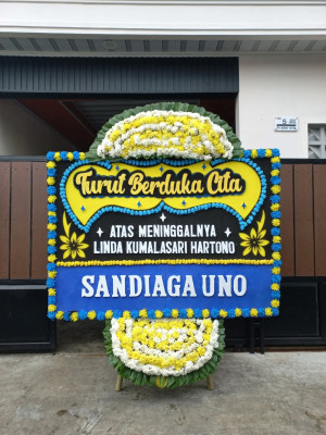 Papan Bunga Duka di Sonder